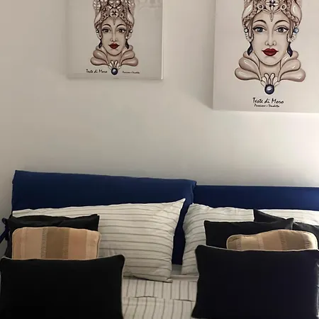 Manzoni 29 Apartment *